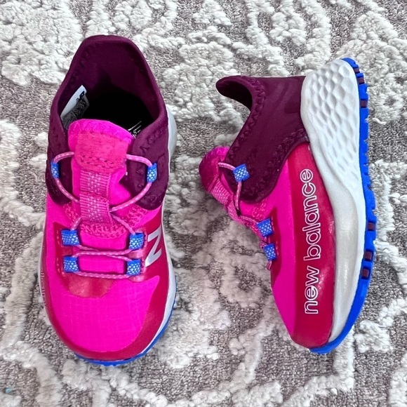 NEW w/Box New Balance Infant Fresh Foam Trail ROAV V1 Bungee - Picture 3 of 15